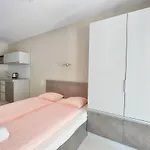 Oliver 3 Apartment
