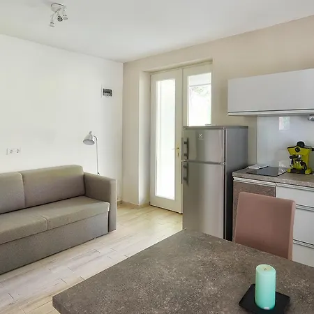 Oliver 3 Apartment