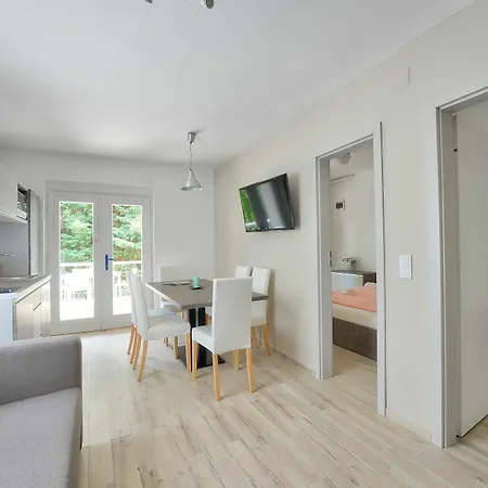 Apartment Oliver 3 *